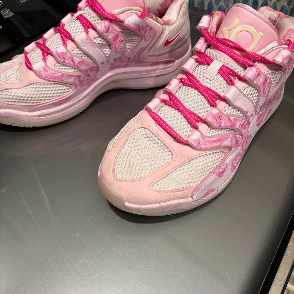 Nike Kevin Durant "Aunt Pearl" Men's Basketball Shoes